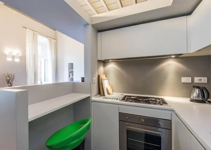 Luxury Fori Imperiali Flat Апартаменты *